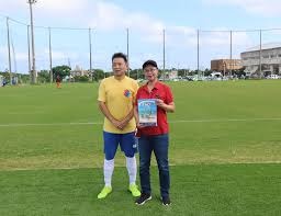 羽超联赛再现神仙球 36岁老将背后接杀秀翻全场 王昶成背景板