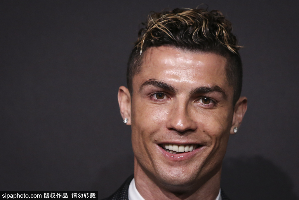 成为了网球 成为了网球